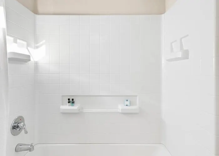 Landing Modern With Amazing Amenities Tucson